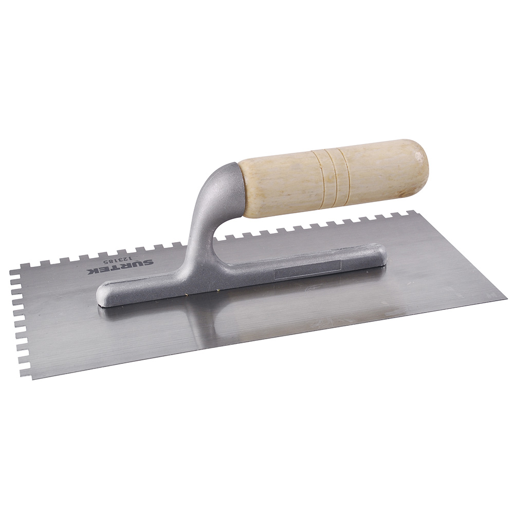 Llana dentada cuadrada de acero al alto carbón con mango de madera 11" x 5", Surtek